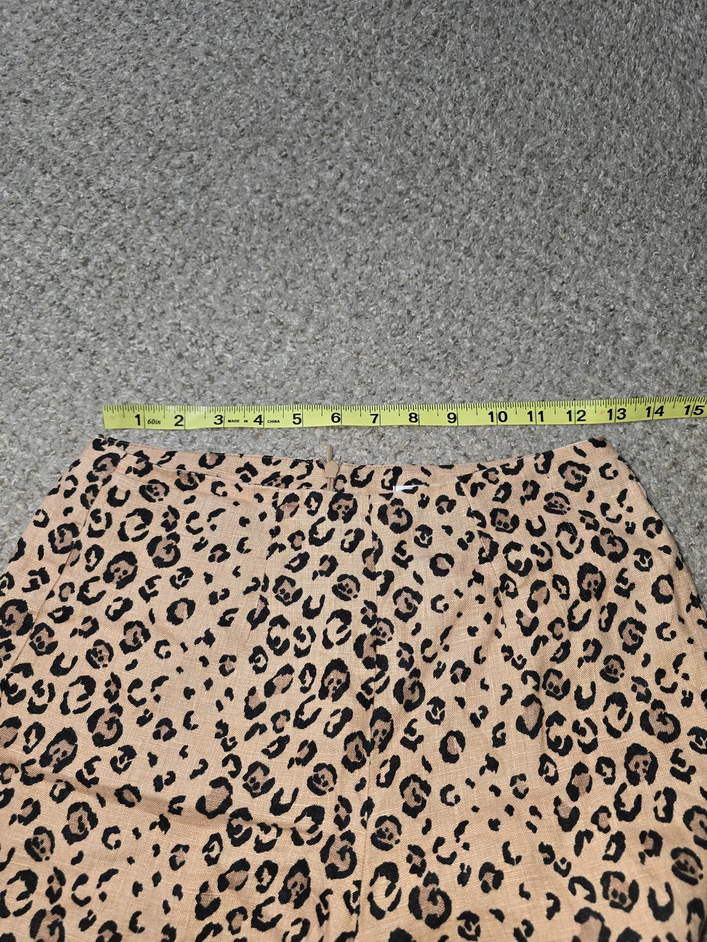 Reformation 100% Linen Leopard Print Cropped Pants Size 0